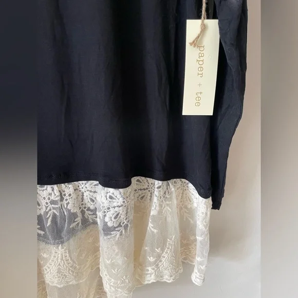 NWT Paper + Tee Black Hi-Low Tunic Lace Hem Tee-1X - Picture 4 of 6